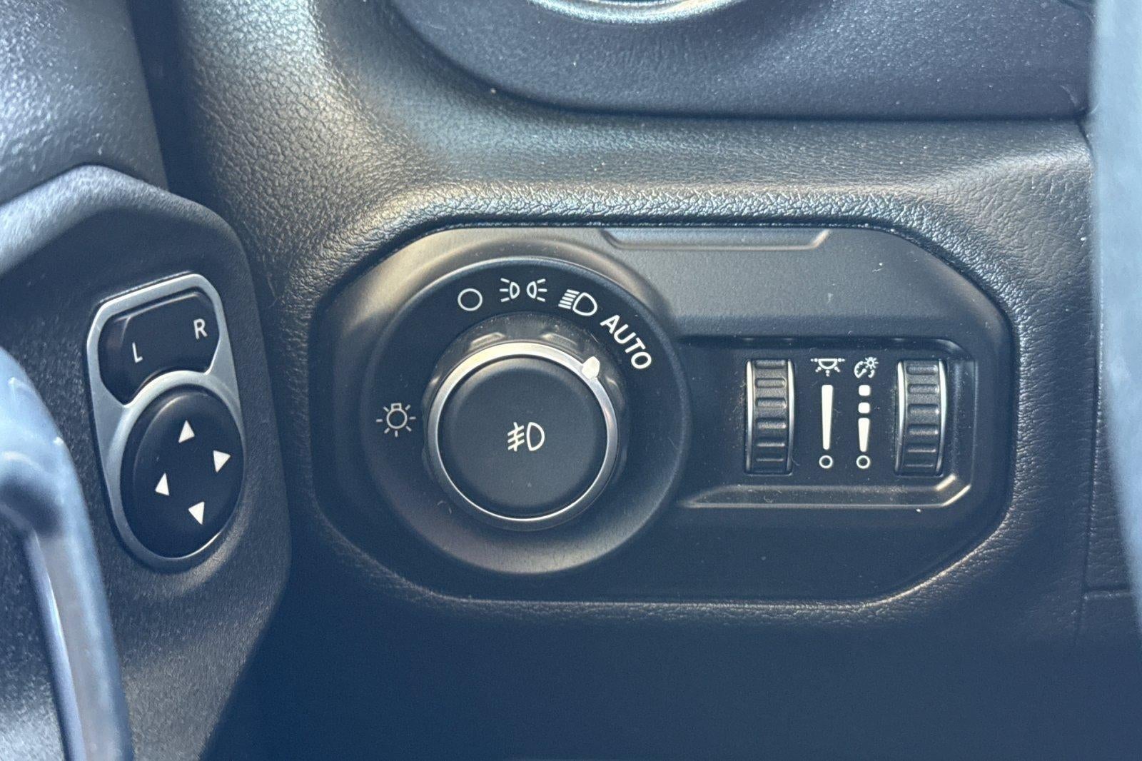 2020 Jeep Wrangler Unlimited Base