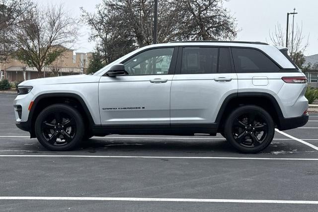 2022 Jeep Grand Cherokee Altitude 4x4