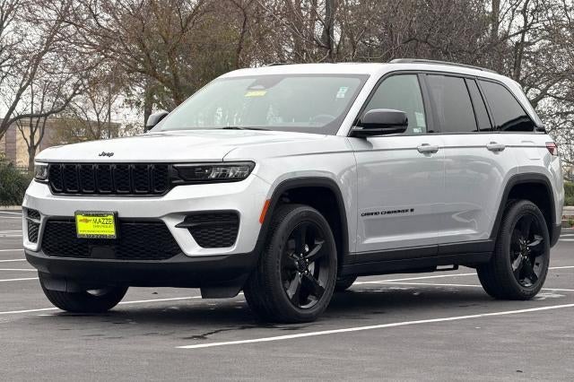 2022 Jeep Grand Cherokee Altitude 4x4