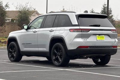 2022 Jeep Grand Cherokee Altitude 4x4