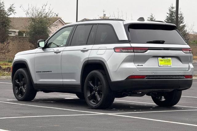 2022 Jeep Grand Cherokee Altitude 4x4