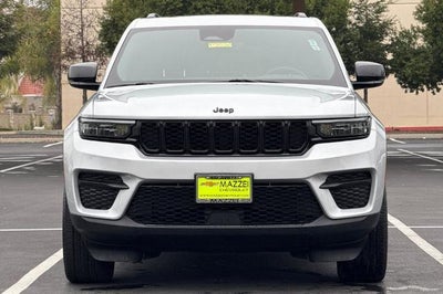 2022 Jeep Grand Cherokee Altitude 4x4