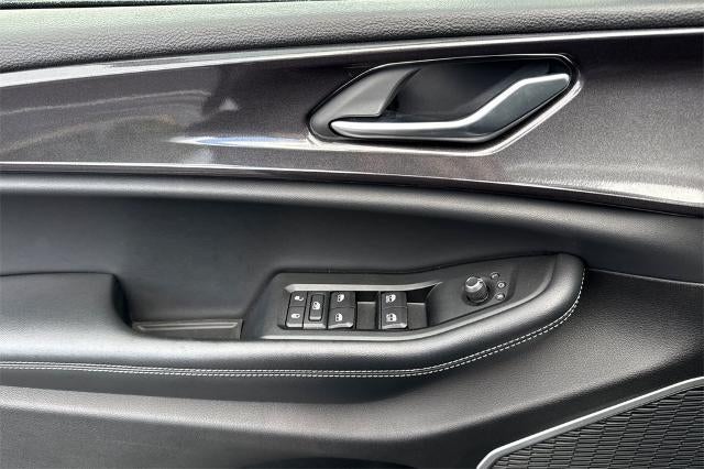 2021 Jeep Grand Cherokee L Altitude 4x2