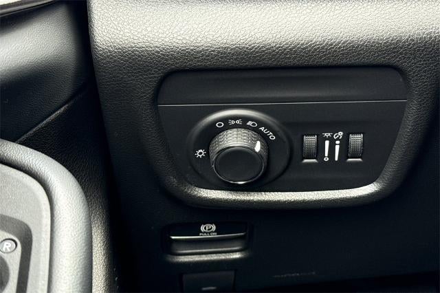 2021 Jeep Grand Cherokee L Altitude 4x2