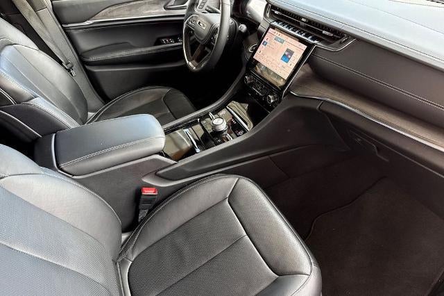 2023 Jeep Grand Cherokee L Overland 4x4