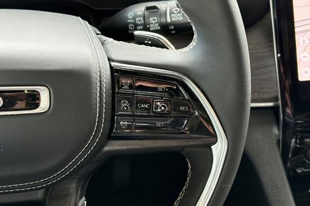 2023 Jeep Grand Cherokee L Overland 4x4