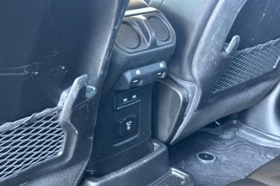2025 Jeep Wrangler 4-Door Recon 4x4