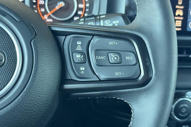 2025 Jeep Wrangler 4-Door Recon 4x4