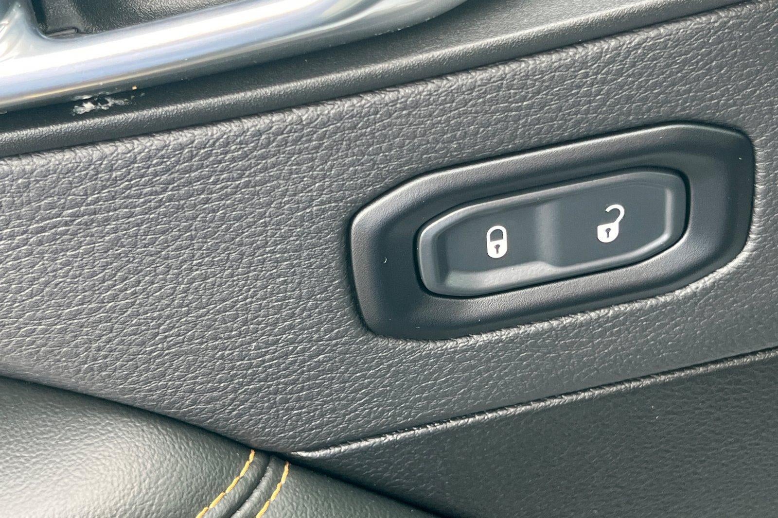2024 Jeep Wrangler 4xe Sahara 4xe