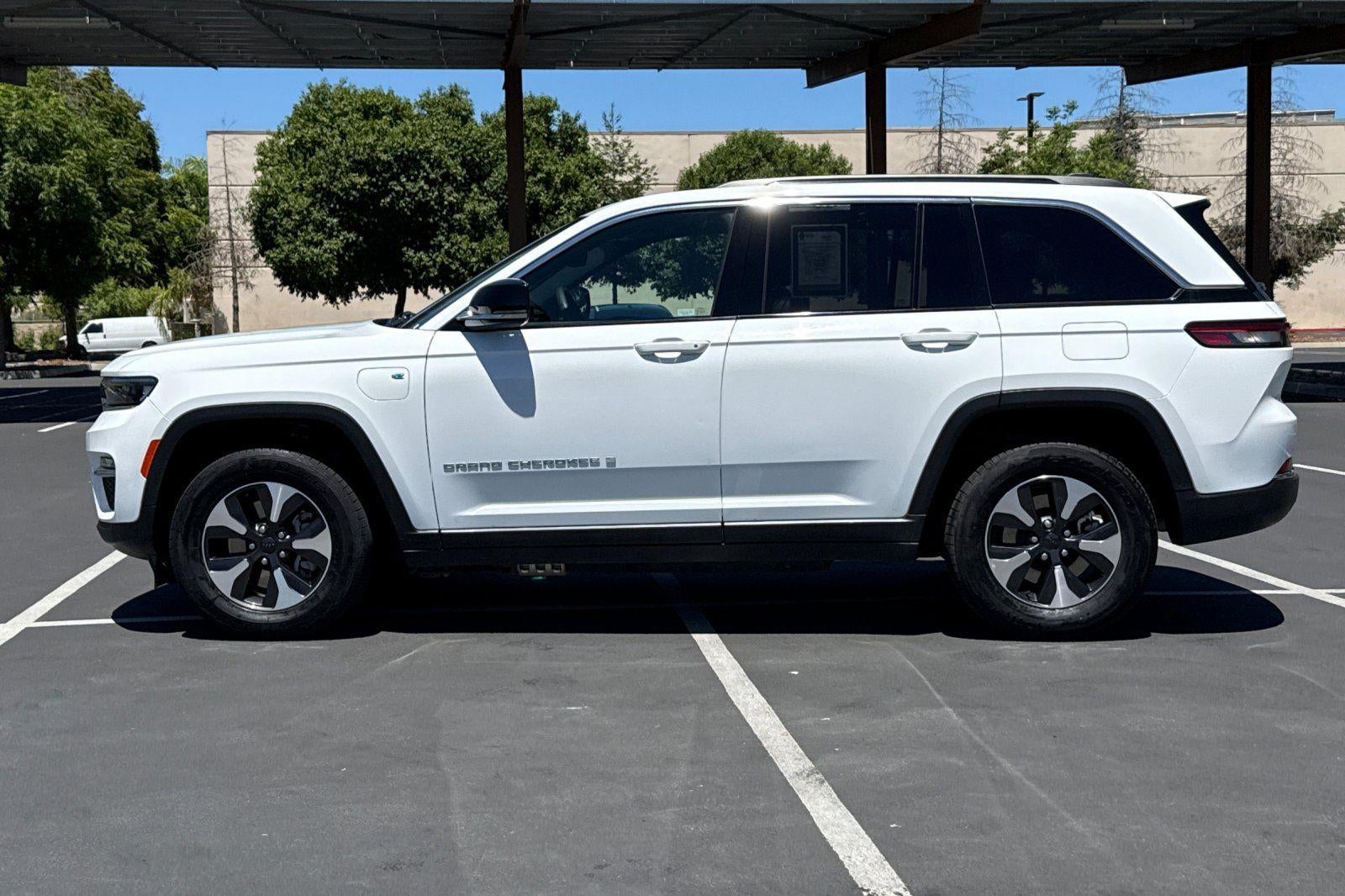 2024 Jeep Grand Cherokee 4xe Base