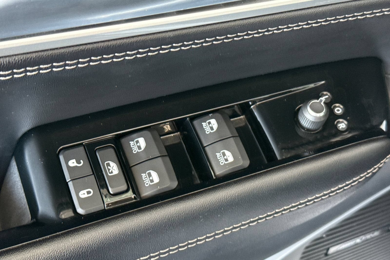 2023 Jeep Wagoneer L Series II