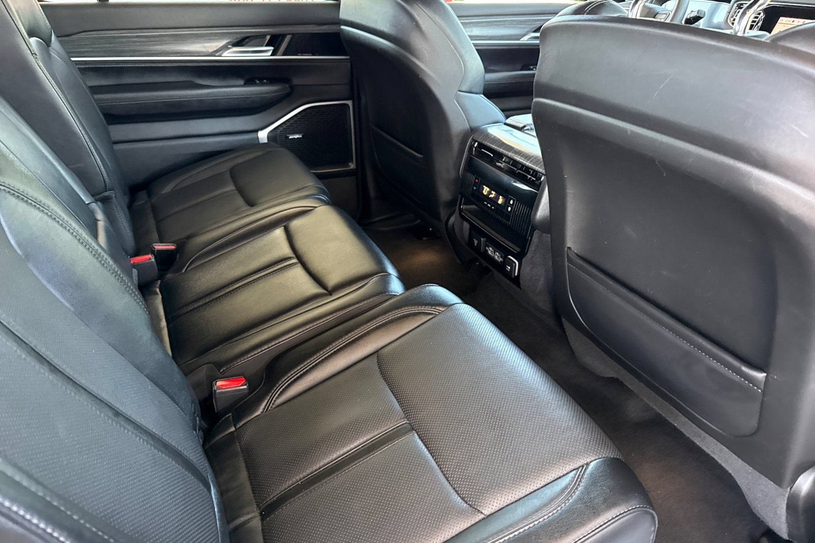 2023 Jeep Wagoneer L Series II