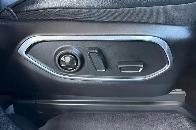 2023 Jeep Wagoneer L Series II 4x2
