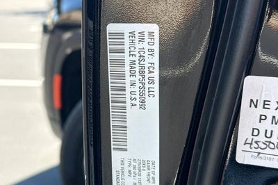 2023 Jeep Wagoneer L Series II 4x2