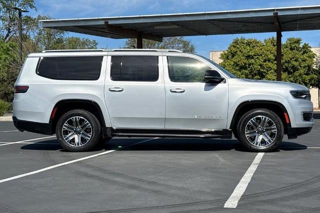 2024 Jeep Wagoneer L Series II 4x4