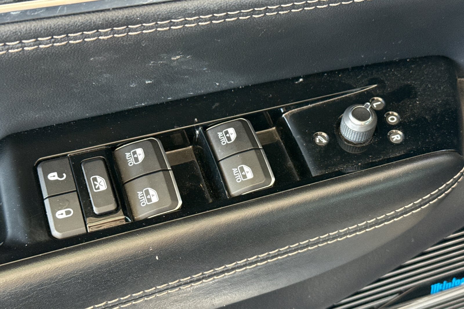 2024 Jeep Grand Wagoneer L Base
