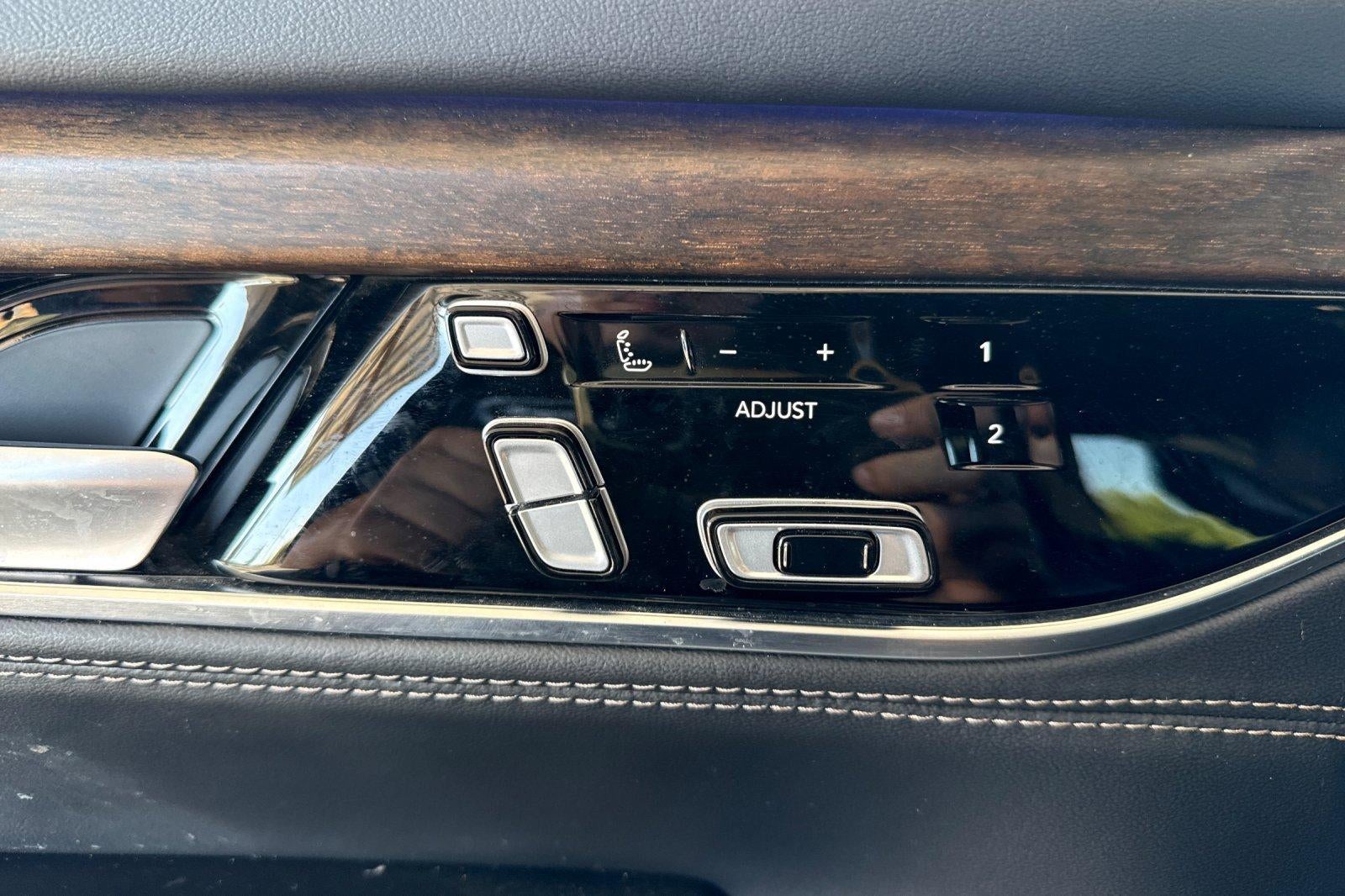 2024 Jeep Grand Wagoneer L Base