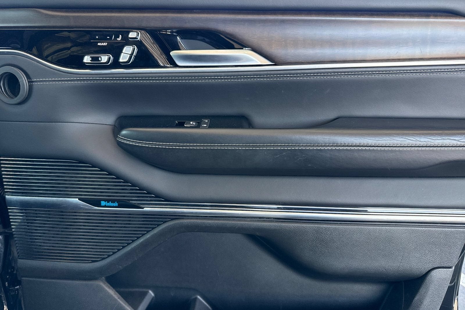 2024 Jeep Grand Wagoneer L Base