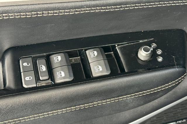 2024 Jeep Wagoneer Series II 4x2