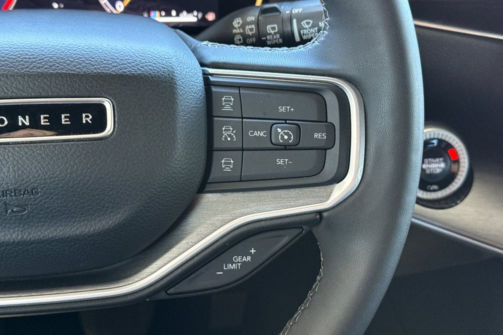 2025 Jeep Wagoneer Carbide 4x4