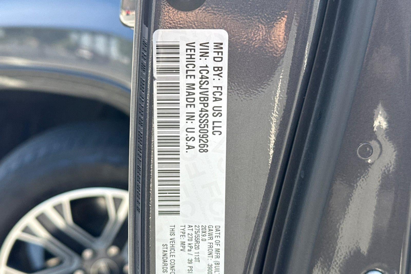 2025 Jeep Wagoneer Carbide 4x4