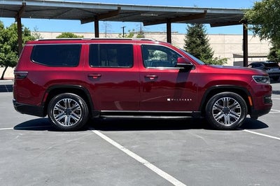 2022 Jeep Wagoneer Series III 4x4