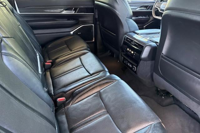 2022 Jeep Wagoneer Series III 4x4