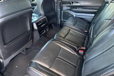 2022 Jeep Wagoneer Series III 4x4