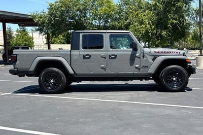 2022 Jeep Gladiator Sport S 4x4
