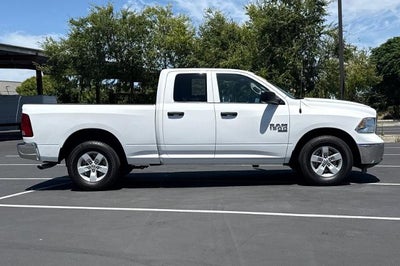 2024 RAM 1500 Classic SLT Quad Cab 4x2 6'4" Box
