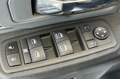 2024 RAM 1500 Classic SLT Quad Cab 4x2 6'4" Box