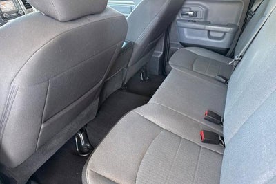 2024 RAM 1500 Classic SLT Quad Cab 4x2 6'4" Box