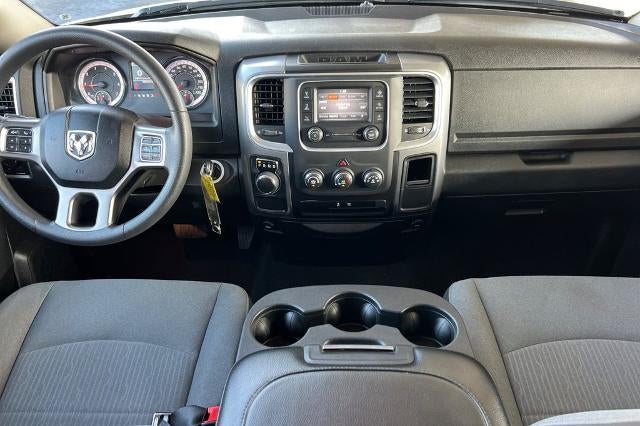 2024 RAM 1500 Classic SLT Quad Cab 4x2 6'4" Box