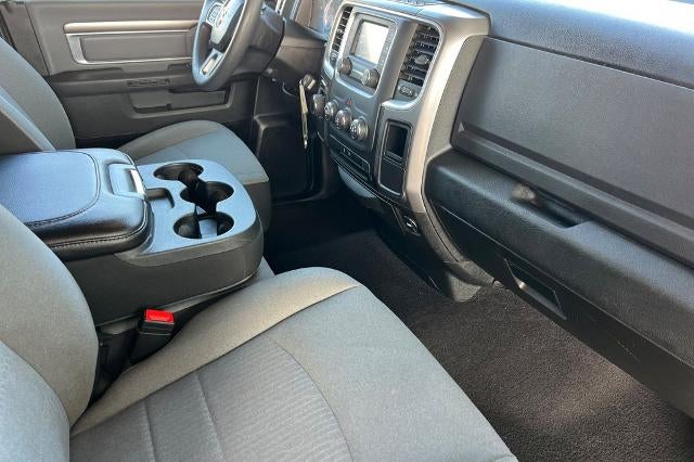 2024 RAM 1500 Classic SLT Quad Cab 4x2 6'4" Box