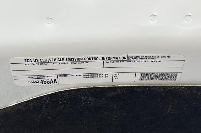 2024 RAM 1500 Classic SLT Quad Cab 4x2 6'4" Box