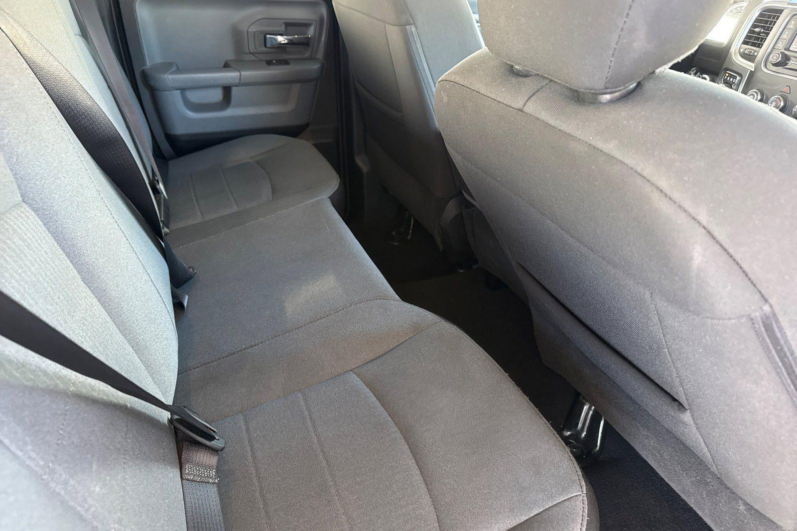 2024 RAM 1500 Classic SLT Quad Cab 4x2 6'4" Box