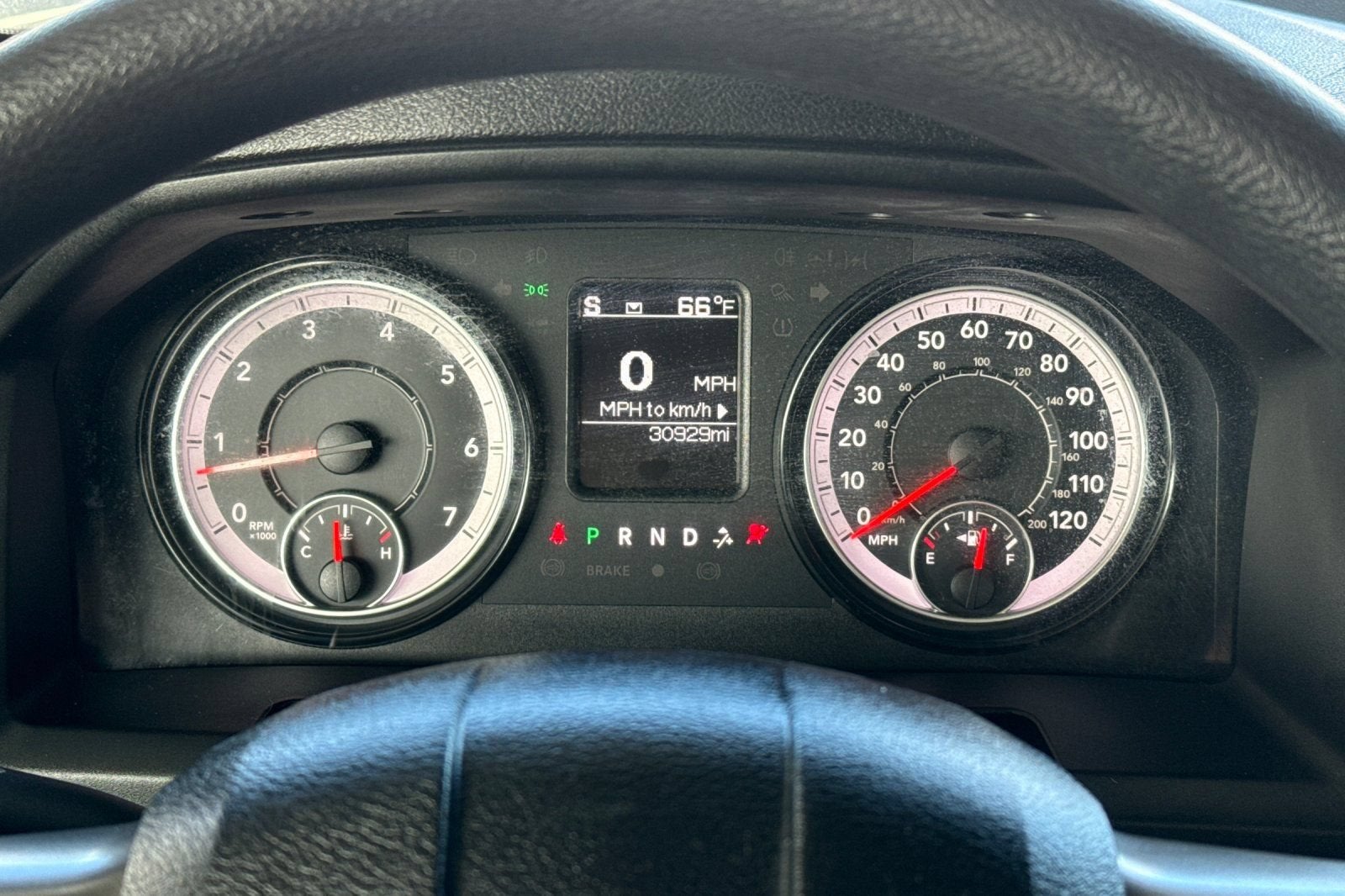 2024 RAM 1500 Classic SLT Quad Cab 4x2 6'4" Box