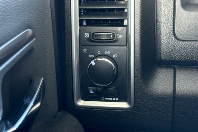 2024 RAM 1500 Classic SLT Quad Cab 4x2 6'4" Box