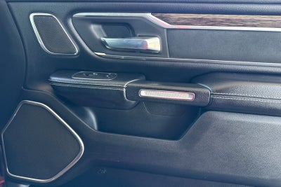 2019 RAM 1500 Laramie Crew Cab 4x2 5'7" Box