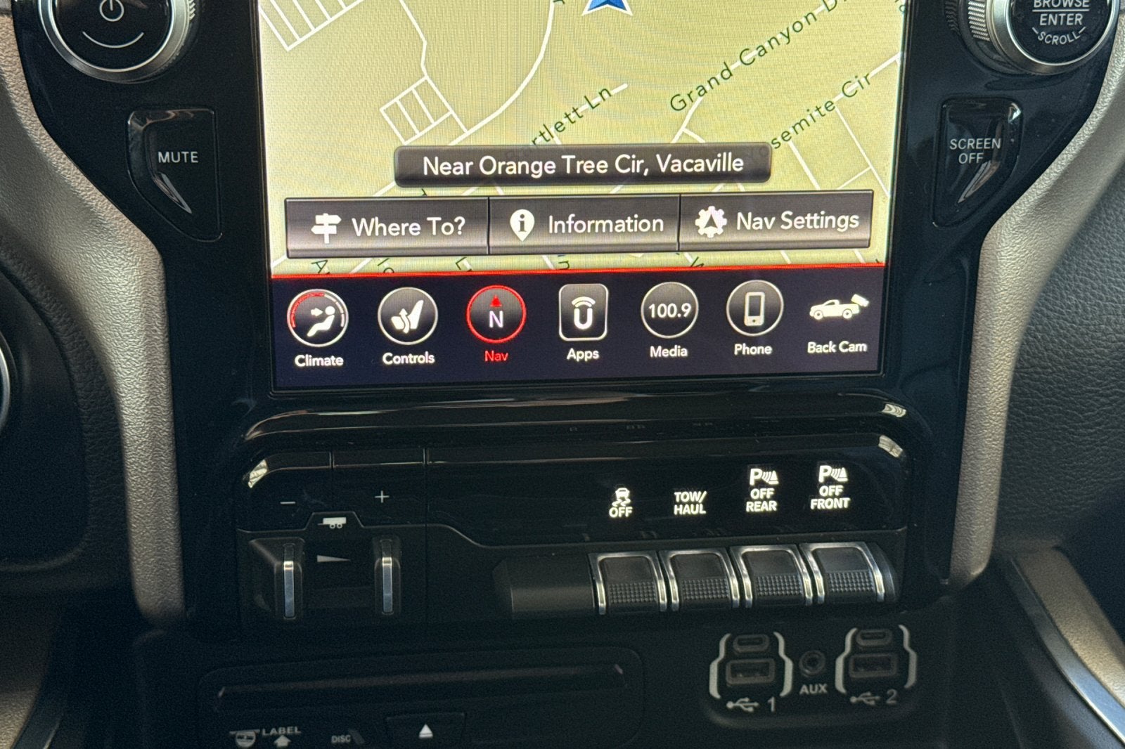 2019 RAM 1500 Laramie Crew Cab 4x2 5'7" Box