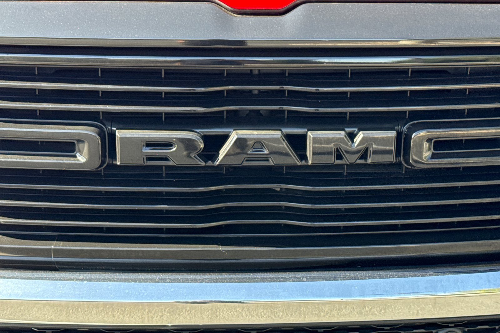 2019 RAM 1500 Laramie Crew Cab 4x2 5'7" Box