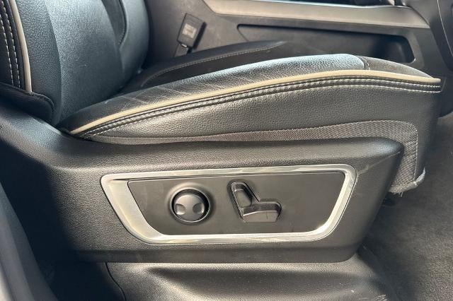 2024 RAM 1500 Laramie Crew Cab 4x2 5'7" Box