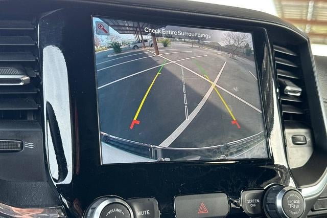 2024 RAM 1500 Laramie Crew Cab 4x2 5'7" Box