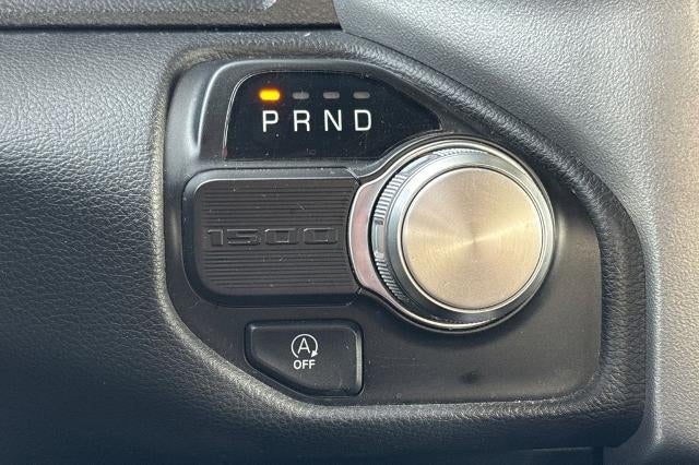 2024 RAM 1500 Laramie Crew Cab 4x2 5'7" Box