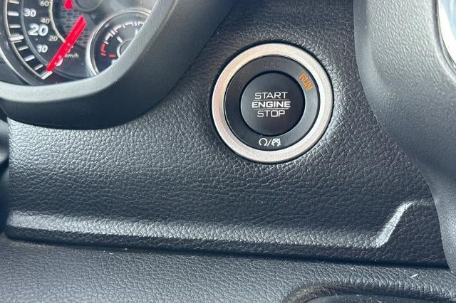 2024 RAM 1500 Laramie Crew Cab 4x2 5'7" Box