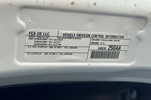 2024 RAM 1500 Laramie Crew Cab 4x2 5'7" Box