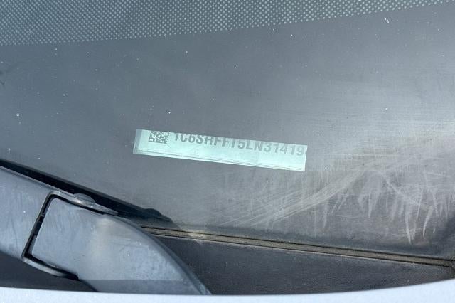 2020 RAM 1500 Big Horn Crew Cab 4x4 5'7" Box