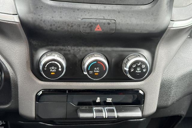 2021 RAM 1500 Big Horn Crew Cab 4x4 5'7" Box