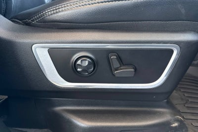 2022 RAM 1500 Laramie Crew Cab 4x4 5'7" Box