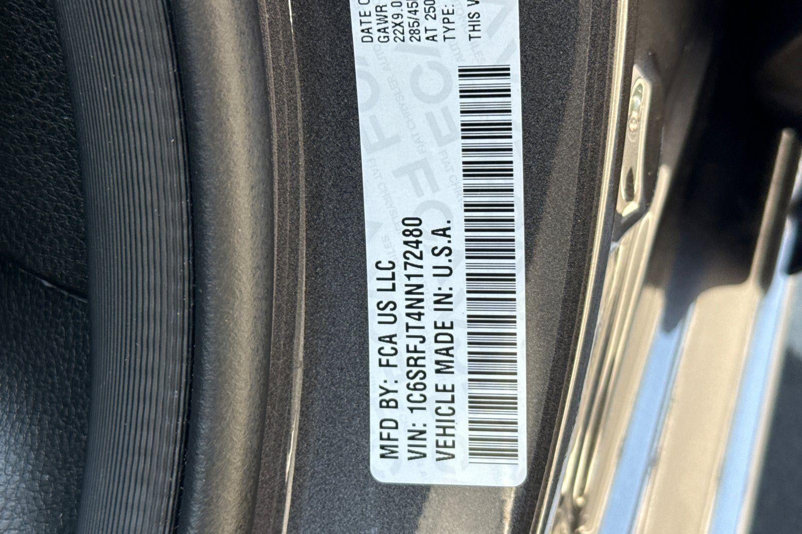 2022 RAM 1500 Laramie Crew Cab 4x4 5'7" Box